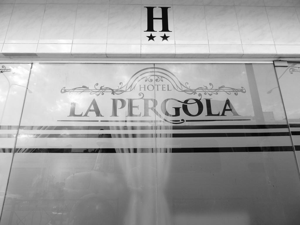 La Pergola Hotel Tucuman Сан-Мигель-де-Тукуман Экстерьер фото