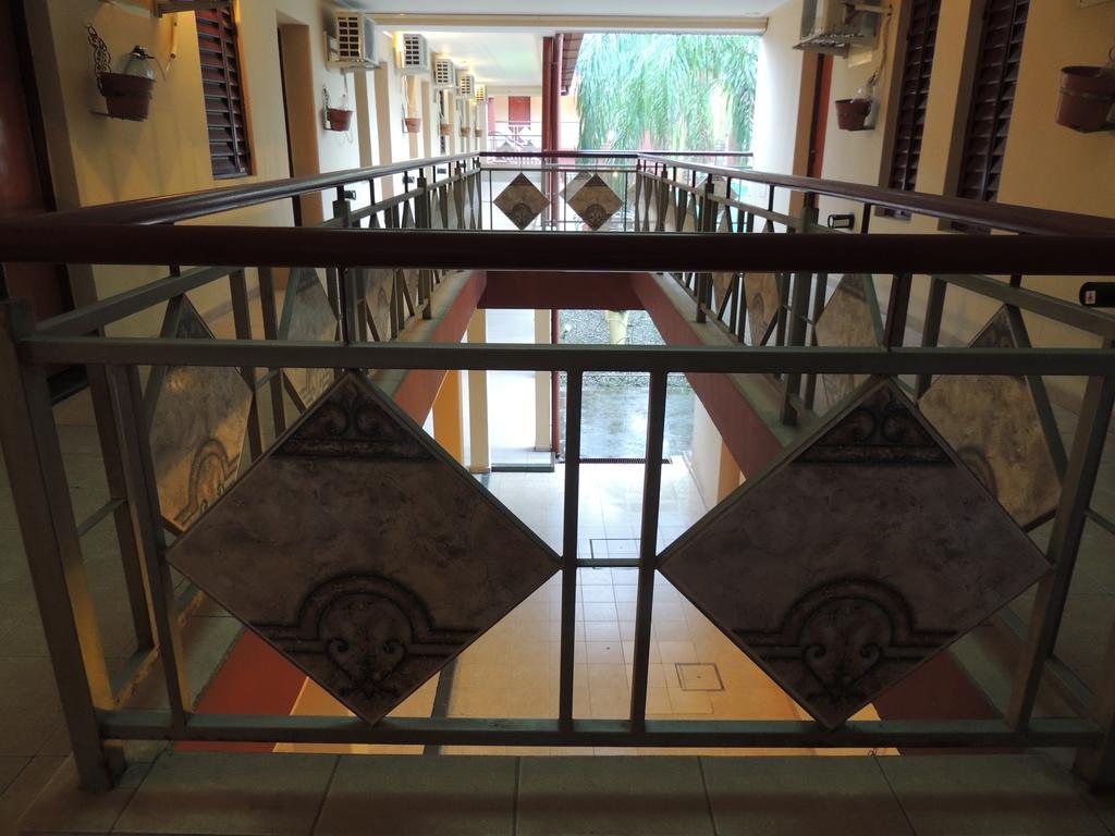 La Pergola Hotel Tucuman Сан-Мигель-де-Тукуман Экстерьер фото